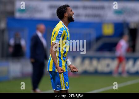 WAALWIJK, PAYS-BAS - MAI 13 : Sylla SOW du RKC Waalwijk marque le deuxième but du RKC Waalwijk lors du match néerlandais entre le RKC Waalwijk et F Banque D'Images