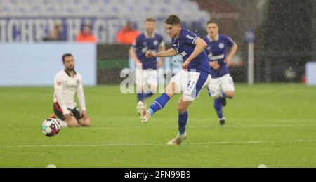 Gelsenkirchen, Allemagne. 15 mai 2021. Firo: 15.05.2021, Fuvuball, 1er Bundesliga, saison 2020/2021, FC Schalke 04 - Eintracht Frankfurt Florian Flick | usage dans le monde crédit: dpa/Alay Live News Banque D'Images