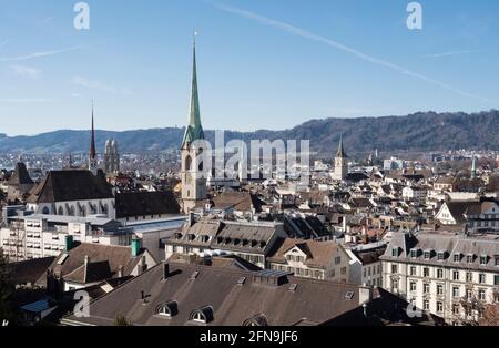 Découvrez le panorama de la vieille ville de Zurich, en Suisse. Banque D'Images