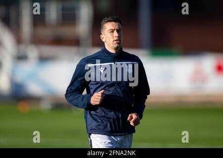 Dens Park, Dundee, Royaume-Uni. 15 mai 2021. Scottish Championship football, Premiership Playoff, Dundee FC versus Raith Rovers ; Cammy Kerr de Dundee pendant l'échauffement avant le match crédit : action plus Sports/Alay Live News Banque D'Images