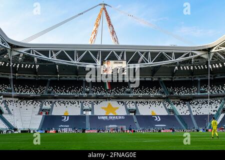 Cristiano Ronaldo du Juventus FC fête ses points lors du match entre le Juventus FC et le FC Internazionale au stade Allianz le 15 mai 20 Banque D'Images