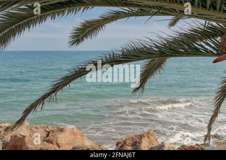 Promenade à Alcossebre, province de la Costa del Azahar de Castellon, Espagne, Europe Banque D'Images