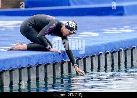 Budapest, Hongrie. 16 mai 2021. BUDAPEST, HONGRIE - MAI 16: Elea Linka d'Allemagne en compétition au Mixte 25km pendant les Championnats européens de l'AQUATEON natation en eau libre au lac Lupa le 16 mai 2021 à Budapest, Hongrie (photo par Andre Weening/Orange Pictures) crédit: Orange pics BV/Alay Live News Banque D'Images