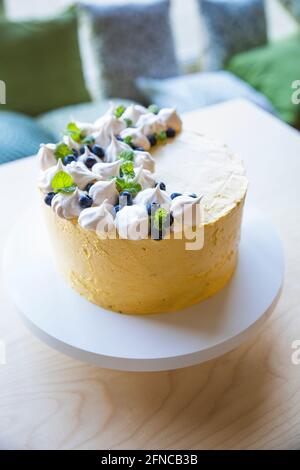 Gâteau jaune citron mangue Banque D'Images