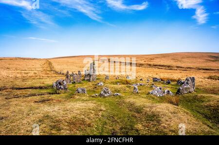 La rangée de pierres et le cercle de cairn de Hingston Hill sont de plus de 350 mètres de long et datent de l'âge de bronze, parc national de Dartmoor, Devon, Angleterre, Royaume-Uni Banque D'Images