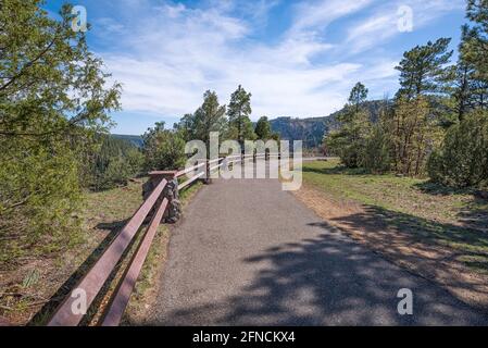 Vue sur Oak Creek. Flagstaff, Arizona, États-Unis. Banque D'Images