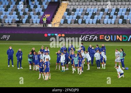 Göteborg, Suède. 16 mai 2021. Les joueurs de Chelsea après la perte de la FINALE 2021 de la Ligue des champions des femmes de l'UEFA lors du sifflement final entre le FC Chelsea et le FC Barcelone à Gamla Ullevi à Göteborg, en Suède. Crédit: SPP Sport presse photo. /Alamy Live News Banque D'Images