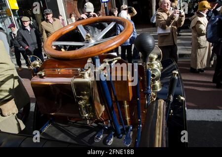 De Dion Bouton voiture ancienne Banque D'Images