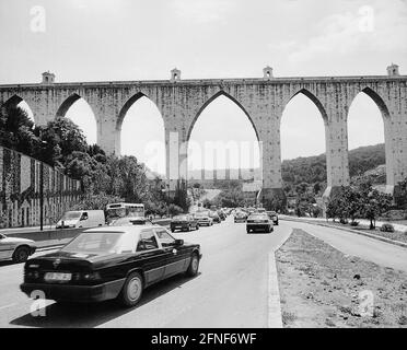 L'aqueduc d'Aguas Livres (Aqueduto das ‰guas Livres), situé au nord-ouest de Lisbonne. [traduction automatique] Banque D'Images