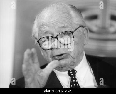 Billy Wilder, directeur américain. [traduction automatique] Banque D'Images