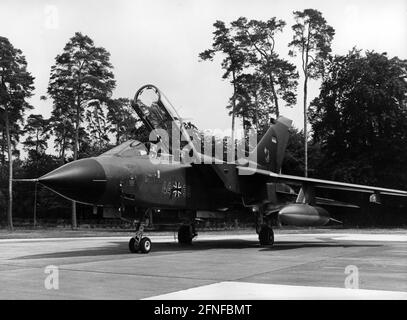 'L'avion de chasse MRCA ''Tornado'' de la Bundeswehr. [traduction automatique]' Banque D'Images