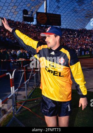 Football 1er Bundesliga 1993/1994 34e Matchday 07.05.1994 Champion d'Allemagne FC Bayern Muenchen JUBEL FC Bayern Muenchen, gardien de but Raimond AUMANN PHOTO: WEREK Pressebildentur xxNOxMODELxRELEASExx [traduction automatique] Banque D'Images