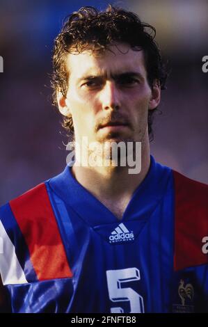 CHAMPIONNAT européen DE FOOTBALL 1992 France - Danemark 17.06.1992 Laurent BLANC (France) en portrait. PHOTO: WEREK Press photo Agency xxNOxMODELxRELEASExx [traduction automatique] Banque D'Images