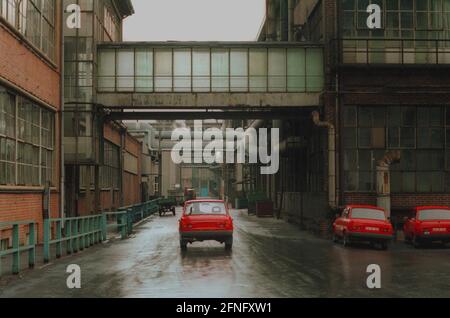 GDR / Industrie / Thuringe / 1991 Automobilwerke Eisenach. Dans cette usine, le WARTBURG a été produit. Dans les locaux de l'usine, les voitures sont livrées lorsqu'elles sont en sortie de la chaîne de production. Il n'y a pas d'itinéraire spécial // véhicule / Economie / voiture / Etats fédéraux [traduction automatique] Banque D'Images