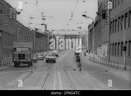 Saxe-Anhalt / Etat de GDR / 1991 Magdeburg, quartier Buckau. De nombreuses entreprises sont fermées dans la zone industrielle // GDR / Economie / Etats fédéraux [traduction automatique] Banque D'Images