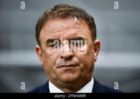 Milan, Italie. 16 mai 2021. Leonardo Semplici, entraîneur en chef de Cagliari Calcio, regarde avant le match de football de la série A entre AC Milan et Cagliari Calcio. Le match s'est terminé par 0-0 ficelage. Credit: Nicolò Campo/Alay Live News Banque D'Images