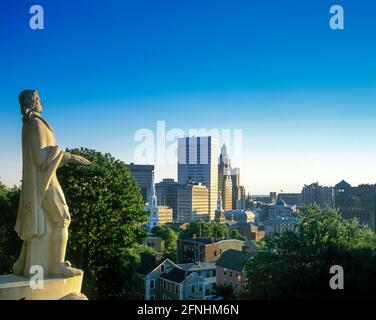 MONUMENT HISTORIQUE NATIONAL ROGER WILLIAMS 2004 (©RALPH THOMAS WALKER 1939) PROSPECT TERRACE PARK CENTRE VILLE HORIZON PROVIDENCE RHODE ISLAND USA Banque D'Images