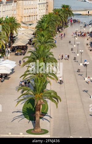 Belle vue d'été de la vieille ville de Trogir en Croatie Banque D'Images