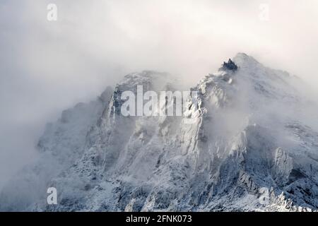 Montez Juda dans une tempête de neige vue de Glenorchy, en Nouvelle-Zélande Banque D'Images