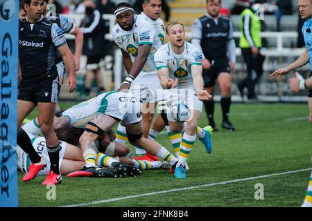 Newcastle, Royaume-Uni. 20 mars 2021. NEWCASTLE UPON TYNE, ROYAUME-UNI. 17 MAI Tom James des Northampton Saints en action pendant le match de première division de Gallagher entre Newcastle Falcons et Northampton Saints à Kingston Park, Newcastle, le lundi 17 mai 2021. (Credit: Chris Lishman | MI News) Credit: MI News & Sport /Alay Live News Banque D'Images