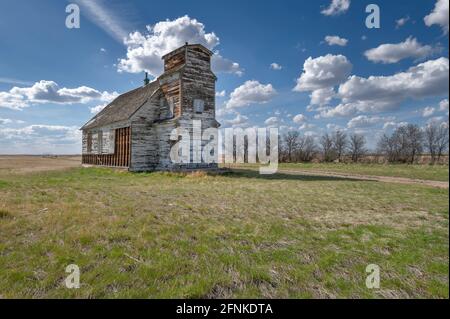 La ruine de l'église Saint Anthony près d'Etzikom, Alberta, Canada Banque D'Images