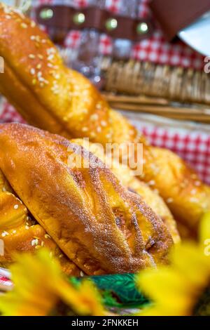 Pain français appétissant, baguette, pain au beurre Banque D'Images