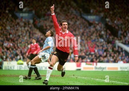 Photo du dossier datée du 20-03-1993, de Eric Cantona, de Manchester United. Date de publication : le mardi 18 mai 2021. Banque D'Images