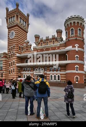 Russie. La ville de Yoshkar-Ola, capitale de la République de mari El, sur la place du Patriarcat, sur la rive gauche du fleuve, est le complexe du Twel Banque D'Images