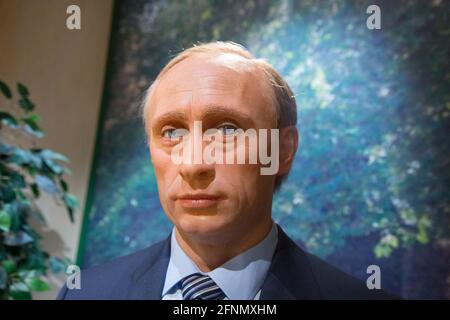 La sculpture en cire du président russe Vladimir Poutine au musée de cire de Grévin le 18 mai 2021 à Paris, France. Photo de Nasser Berzane/ABACAPRESS.COM Banque D'Images