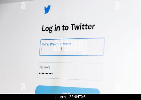 Capture d'écran de la page de connexion Twitter sur un ordinateur de bureau Banque D'Images