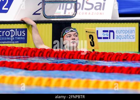 BUDAPEST, HONGRIE - 18 MAI : Mona Mc Sharry of Ireland en compétition à la demi-finale de course de 100 m féminin lors des championnats d'AQUAStics européens LEN natation à Duna Arena le 18 mai 2021 à Budapest, Hongrie (photo de Marcel ter Bals/Orange Pictures) Banque D'Images