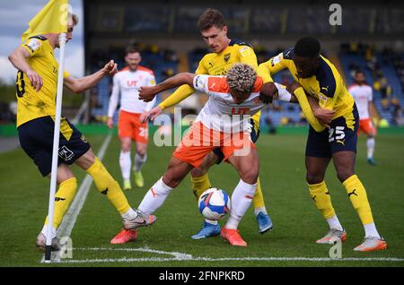 Kassam Stadium, Oxford, Oxfordshire, Royaume-Uni. 18 mai 2021. Football League One, Playoff; Oxford United versus Blackpool; Jordan Lawrence-Gabriel of Blackpool détient le crédit Oxford United Defense : action plus Sports/Alay Live News Banque D'Images