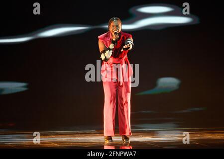 Rotterdam, pays-Bas. 18 mai 2021. Singer Tusse (Suède) interprète la chanson « Voices » lors de la première demi-finale du Concours Eurovision de la chanson (ESC) à l'Ahoy Arena. Credit: Soeren Stache/dpa-Zentralbild/dpa/Alay Live News Banque D'Images