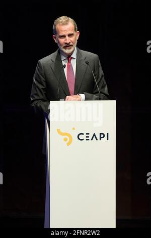 Madrid, Espagne. 18 mai 2021. Le roi Felipe VI d'Espagne assiste au 4e Congrès ibéro-américain de la CEAPI pour les dirigeants d'entreprises et de familles d'entreprises au Forum Caixa. Crédit : SOPA Images Limited/Alamy Live News Banque D'Images