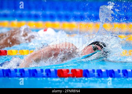 BUDAPEST, HONGRIE - 18 MAI : Max McCusker d'Irlande en compétition au Freestyle préliminaire mixte 4 x 200 m lors des championnats européens de la LEN natation à Duna Arena le 18 mai 2021 à Budapest, Hongrie (photo de Marcel ter Bals/Orange Pictures) Banque D'Images