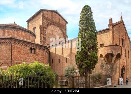 Basilique Santo Stefano dans la vieille ville historique de Bologne, Émilie-Romagne, Italie Banque D'Images