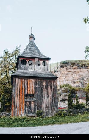 Ukraine Kamyanets Podilsk avril 5 2018 : ancienne église en bois Banque D'Images