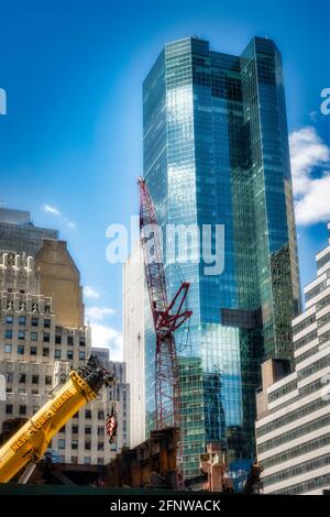 La démolition de bâtiments sur Park Avenue fait place à un nouveau gratte-ciel surgrand, New York City, États-Unis Banque D'Images