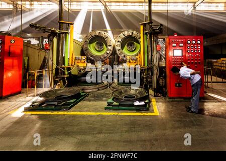 Une usine de pneus dans la province de Shandong. Chine. Banque D'Images