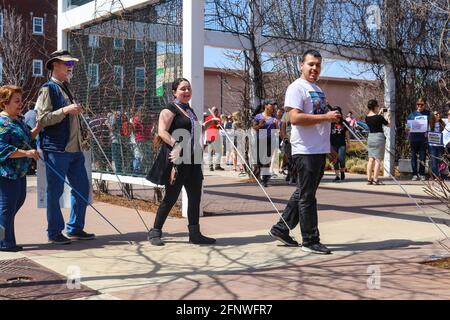 Participants aveugles en mars pour notre rassemblement de vies à Tulsa Oklahoma États-Unis 3 24 2018 Banque D'Images