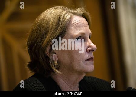 Washington, États-Unis. 19 mai 2021. Erin Collins, avocat national des contribuables du service d'avocats des contribuables, assiste à une audience tenue à Washington, DC, le mercredi 19 mai 2021. L'audience est intitulée « Service du revenu interne : réduire l'écart fiscal et améliorer les services aux contribuables ». Photo de piscine par Samuel Corum/UPI crédit: UPI/Alay Live News Banque D'Images