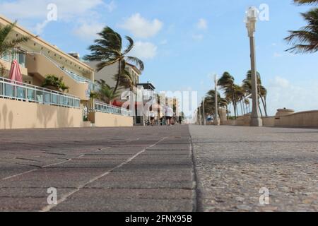 promenade de plage à angle bas Banque D'Images