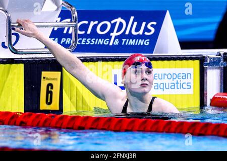 BUDAPEST, HONGRIE - MAI 19: Laura Kathleen Stephens de Grande-Bretagne en compétition aux femmes 200m demi-finale de papillon pendant les Championnats européens de l'AQUA de LEN natation à Duna Arena le 19 mai 2021 à Budapest, Hongrie (photo de Marcel ter Bals/Orange Pictures) crédit: Orange pics BV/Alamy Live News Banque D'Images