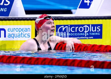 BUDAPEST, HONGRIE - MAI 19: Laura Kathleen Stephens de Grande-Bretagne en compétition aux femmes 200m demi-finale de papillon pendant les Championnats européens de l'AQUA de LEN natation à Duna Arena le 19 mai 2021 à Budapest, Hongrie (photo de Marcel ter Bals/Orange Pictures) crédit: Orange pics BV/Alamy Live News Banque D'Images