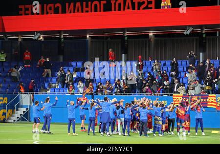 Barcelone, Espagne. 19 mai 2021. 19 mai 2021, Barcelone, Catalogne, Espagne: Les joueurs du FC Barcelone célébrant le titre de Ligue des Champions à la fin du match du FC Barcelone-Athletic Club de la première Ligue Iberdrola, joué au stade Johan Cruyff. Photo: JGS/Cormon Press crédit: CORMON PRESS/Alamy Live News Banque D'Images