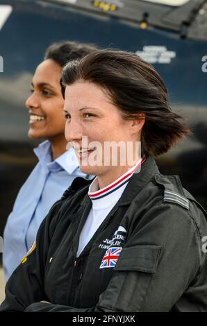 Juliette Fleming (maintenant Williams) est photographié ici quand elle a pris le rôle de la RAF's Hawk jet solo display pilote de 2011. Royal Air Force femmes Banque D'Images