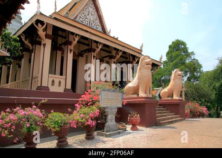 Wat Phnom bâtiment principal à Phnom Penh Cambodge Banque D'Images