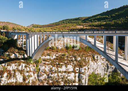 Pont de l'Artuby, Trigance, Parc Naturel Régional du Verdon, Var (83), Région Provence-Alpes-Côte d'Azur, France. Banque D'Images