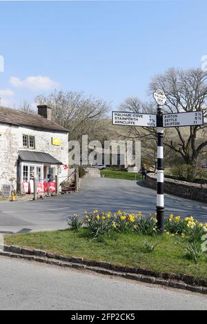 Malham Village, dans le North Yorkshire Banque D'Images