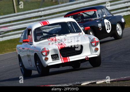 Mike Lambolow, Gilbern GT, Ecurie Classic Racing, Historic Sports car Club, HSCC, Jim Russell Trophy Meeting, 2021 avril, Snetterton, Norfolk, Great Banque D'Images